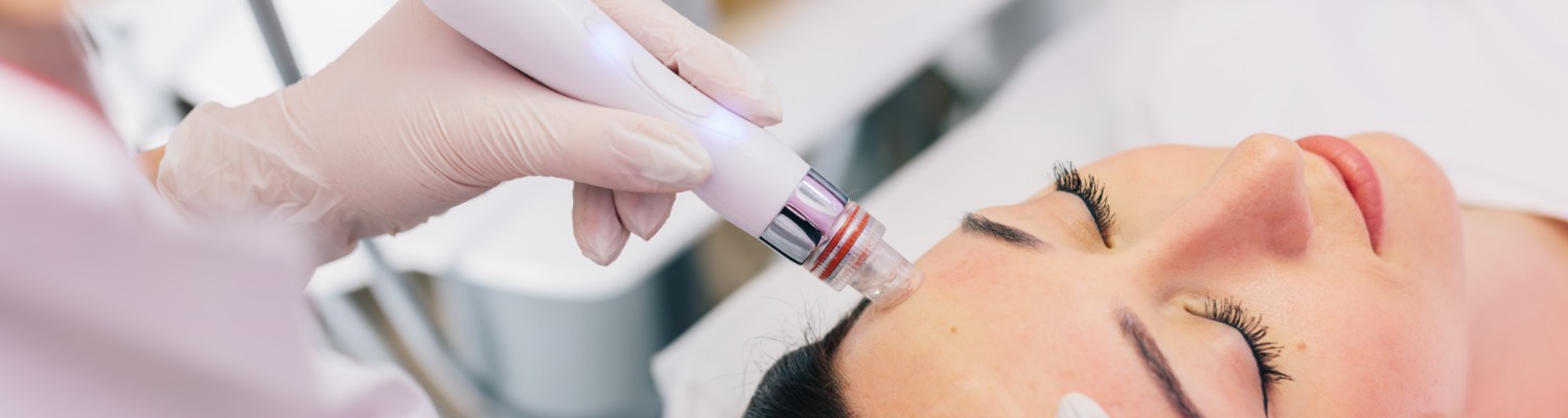 Who Should You Trust to Do Your Hydrafacial?