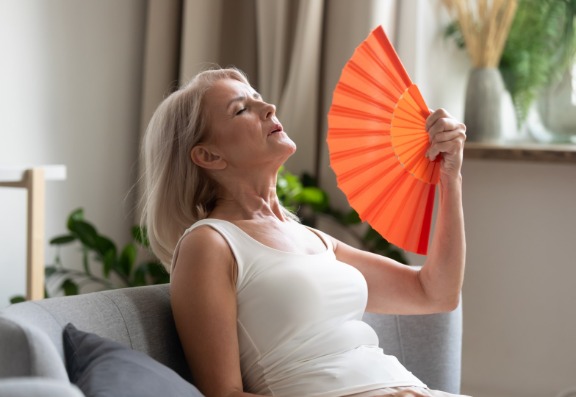 What is early and premature menopause?