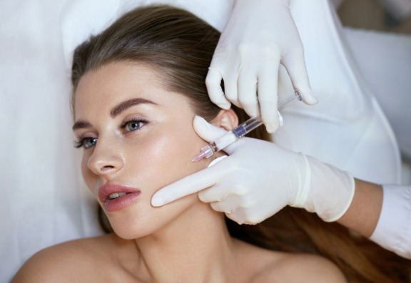 What Are the Benefits of the Non-surgical Facelift?