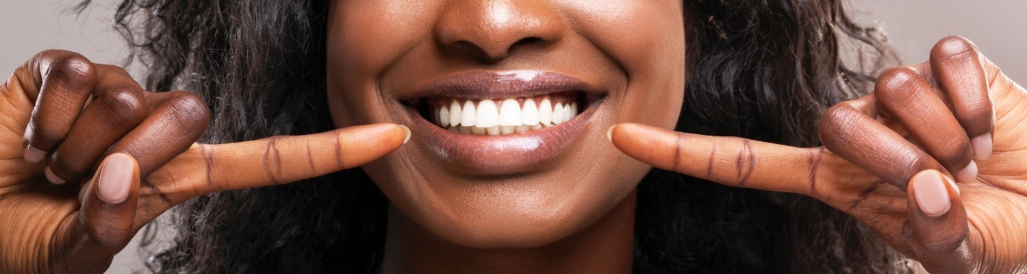 Which Is the Best Teeth Whitening:At Home or at the Dentist?