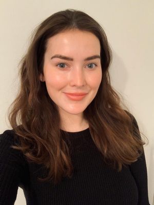 Stephanie Hall Photo