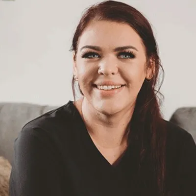 Ellie Baldwin Photo