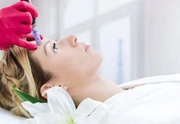 Laser Life Clinic Left Banner