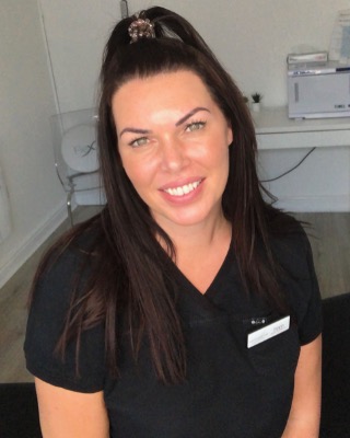 Stephanie Harding Photo
