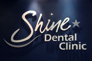 Shine Dental Clinic Logo