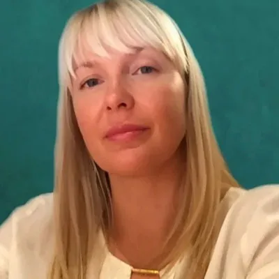 Mrs Sarah Kaye Photo