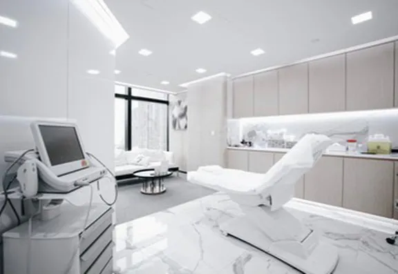 The New You Clinic Right Banner
