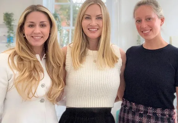 Skin Sister Left Banner