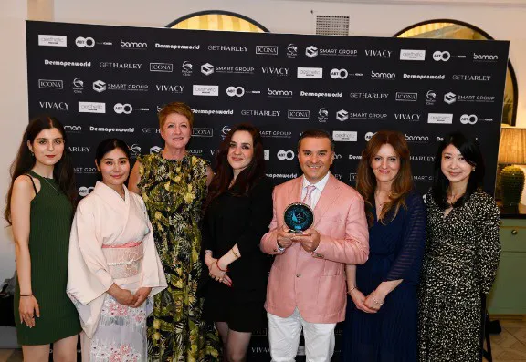Aesthetic Practitioner of the Year – Surgeon 
