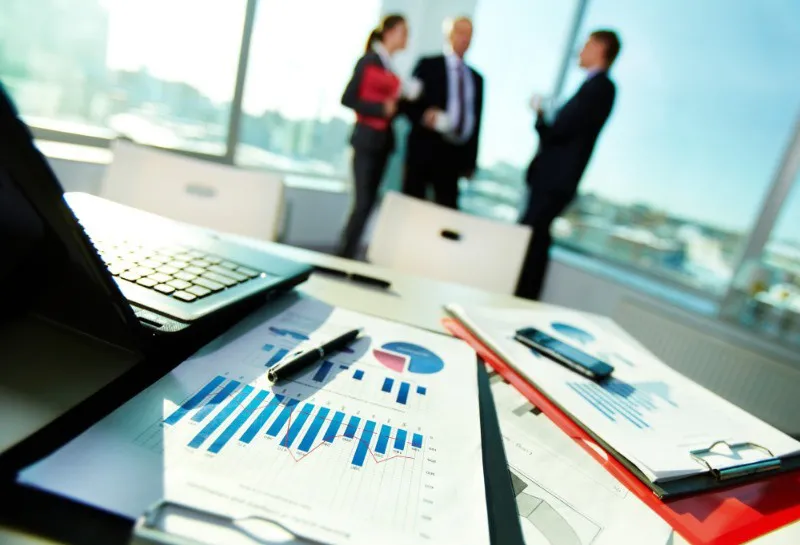 UK Workplace Trends: 2025 Review and 2026 Outlook